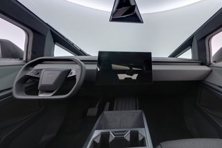 2026 Tesla Cybertruck — photo 15 of 18