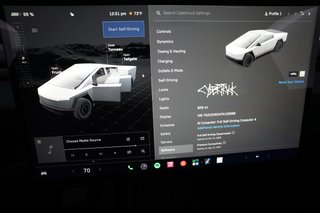 2026 Tesla Cybertruck — photo 5 of 18