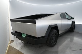 2026 Tesla Cybertruck — photo 2 of 18