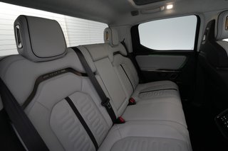 2023 Rivian R1T — photo 4 of 27