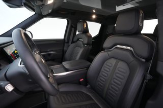 2022 Rivian R1T — photo 3 of 27