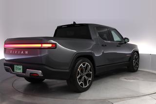 2022 Rivian R1T — photo 2 of 23