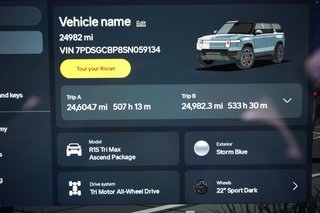 2025 Rivian R1S — photo 5 of 27