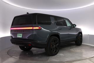 2025 Rivian R1S — photo 2 of 27