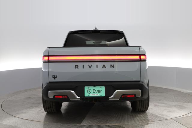 2022 Rivian R1T — photo 9 of 29
