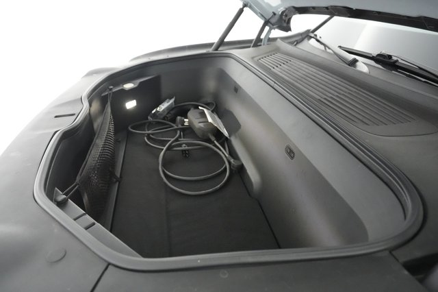 2022 Rivian R1T — photo 24 of 29
