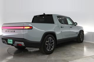 2022 Rivian R1T — photo 2 of 29