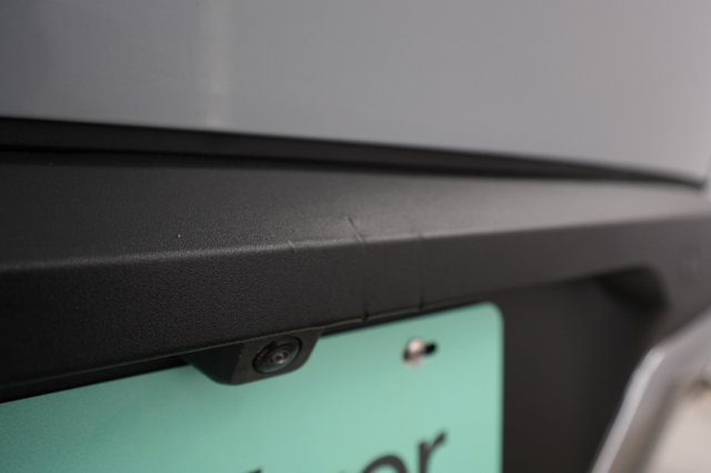 2022 Rivian R1T — photo 27 of 29