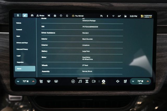 2022 Rivian R1T — photo 21 of 29