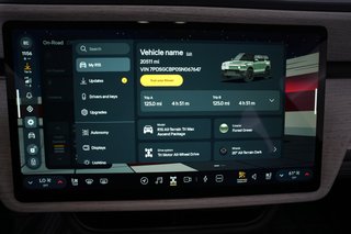 2025 Rivian R1S — photo 5 of 24
