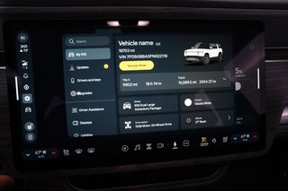 2023 Rivian R1S — photo 5 of 26