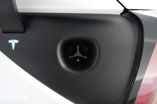 2020 Tesla Model Y — photo 8 of 25