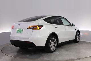 2020 Tesla Model Y — photo 2 of 25