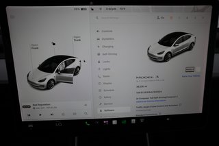 2020 Tesla Model 3 — photo 5 of 24