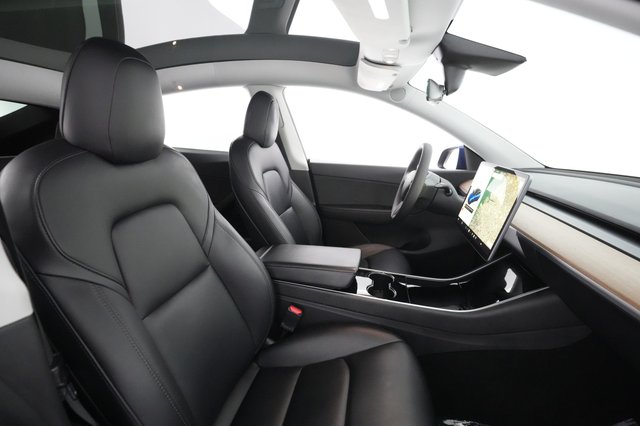 2020 Tesla Model Y — photo 19 of 34