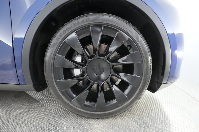 2020 Tesla Model Y — photo 15 of 34