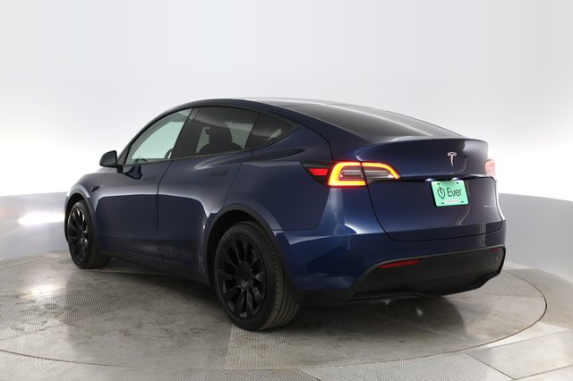 2020 Tesla Model Y — photo 11 of 34