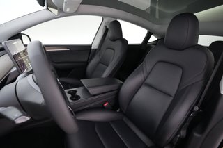 2024 Tesla Model Y — photo 3 of 24