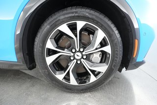 2022 Ford Mustang Mach-E — photo 15 of 31