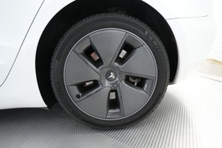 2023 Tesla Model 3 — photo 7 of 26