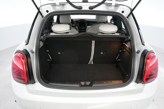 2022 MINI Cooper SE — photo 6 of 23