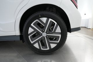 2023 Hyundai Kona Electric — photo 7 of 21