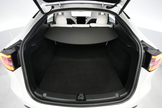 2023 Tesla Model Y — photo 6 of 21