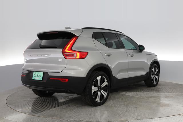 2023 Volvo XC40 Recharge — photo 2 of 31