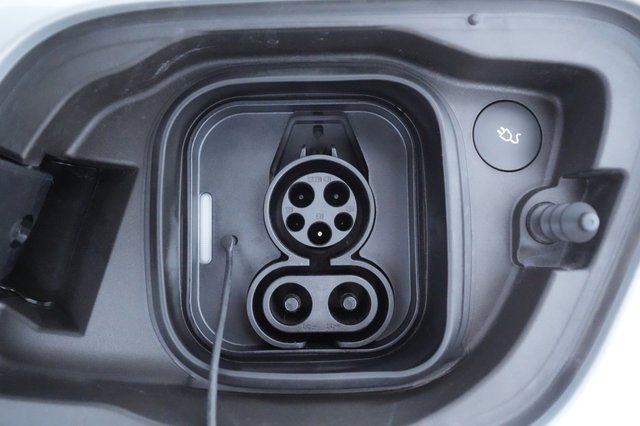 2023 Volvo XC40 Recharge — photo 22 of 31