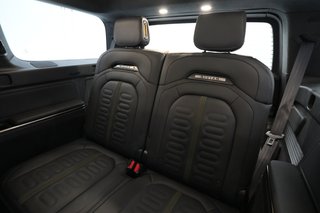 2024 Rivian R1S — photo 20 of 24