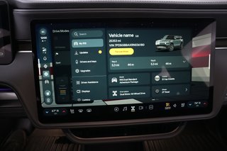 2024 Rivian R1S — photo 5 of 24