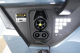 2024 Hyundai IONIQ 5 — photo 8 of 25