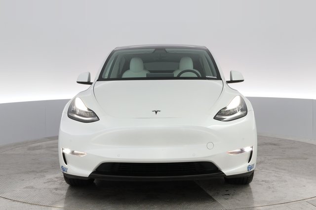 2021 Tesla Model Y — photo 6 of 26