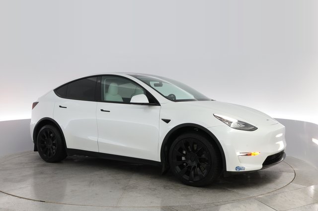 2021 Tesla Model Y — photo 8 of 26