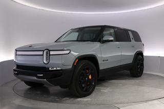 2023 Rivian R1S