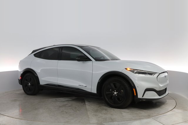 2021 Ford Mustang Mach-E — photo 7 of 30