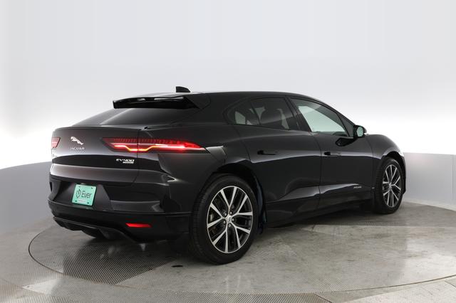 2019 Jaguar I-Pace — photo 9 of 33