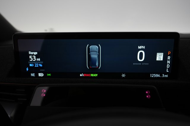 2021 Ford Mustang Mach-E — photo 25 of 26