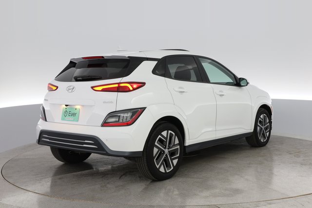 2023 Hyundai Kona — photo 10 of 28