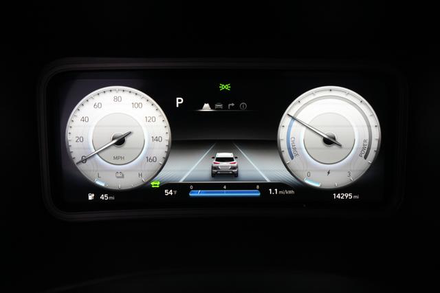 2023 Hyundai Kona — photo 5 of 28
