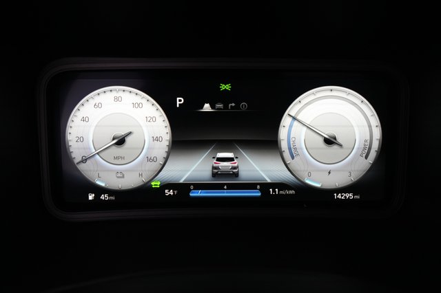 2023 Hyundai Kona — photo 5 of 28