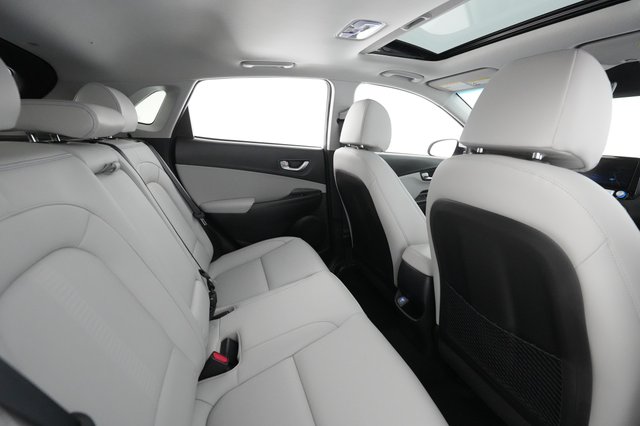 2023 Hyundai Kona — photo 4 of 28