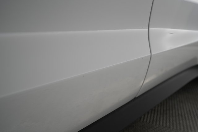 2020 Porsche Taycan — photo 28 of 33