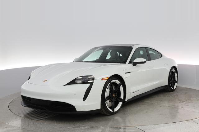 2020 Porsche Taycan — photo 5 of 33