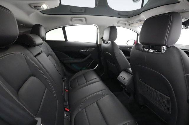 2023 Jaguar I-Pace — photo 4 of 26