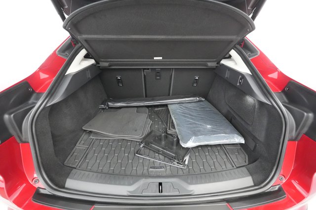 2023 Jaguar I-Pace — photo 23 of 26