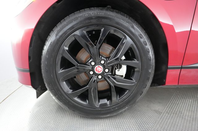 2023 Jaguar I-Pace — photo 12 of 26