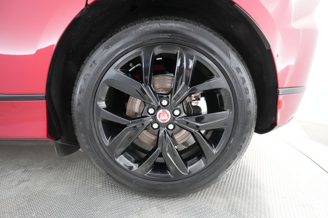 2023 Jaguar I-Pace — photo 13 of 26