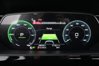 2023 Audi e-tron — photo 4 of 25