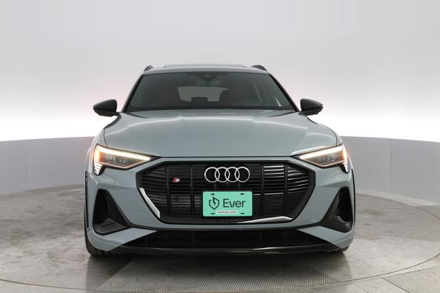 2023 Audi e-tron — photo 6 of 25